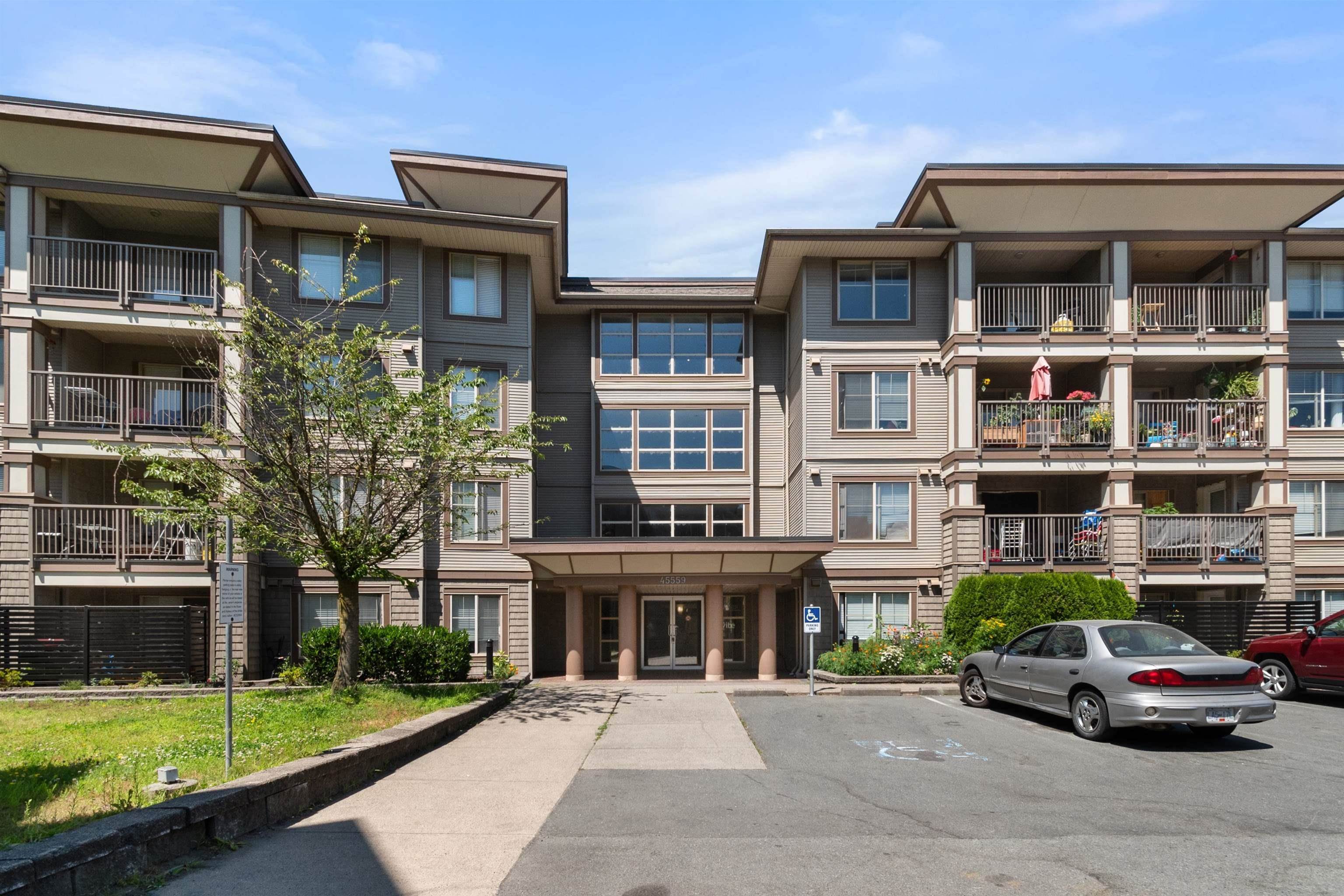 204-45559 Yale Road, Chilliwack, BC, V2P 0B1