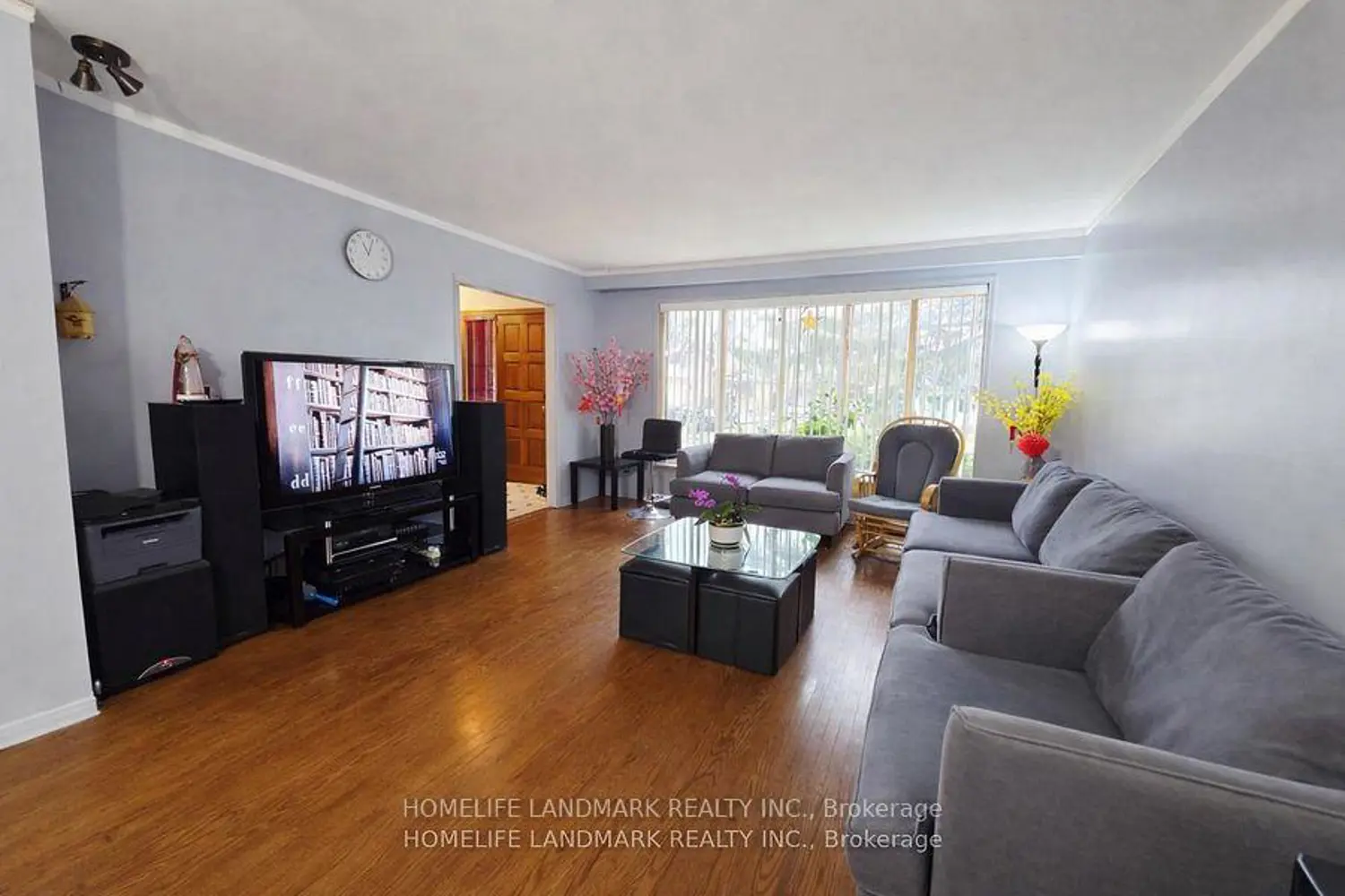 7 Burtonwood Crescent photo 2