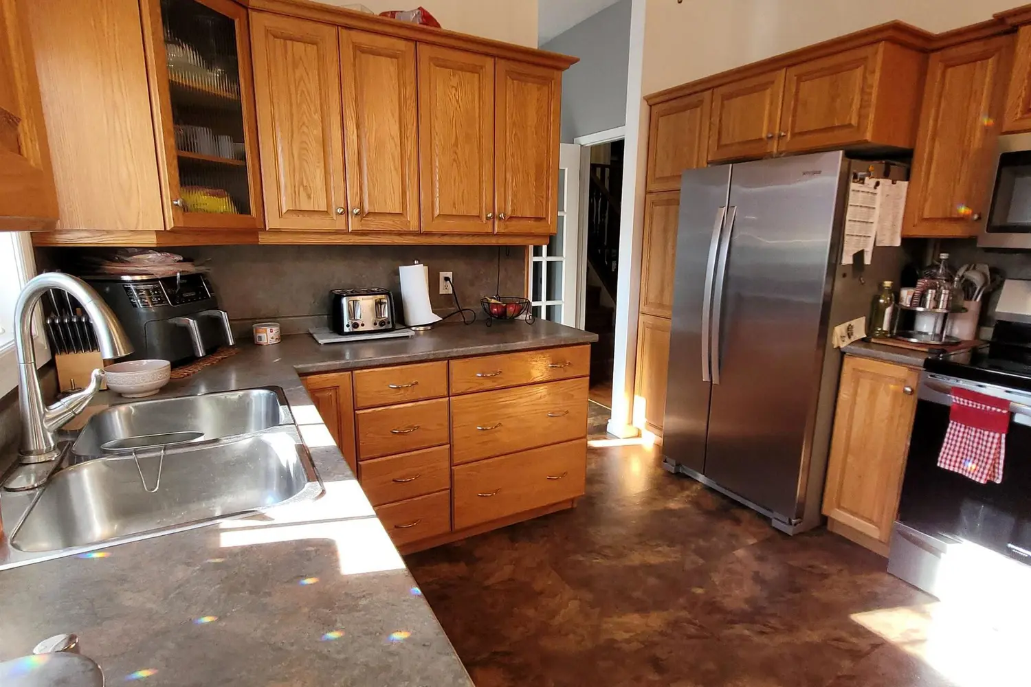 34 Hemlo Drive photo 4