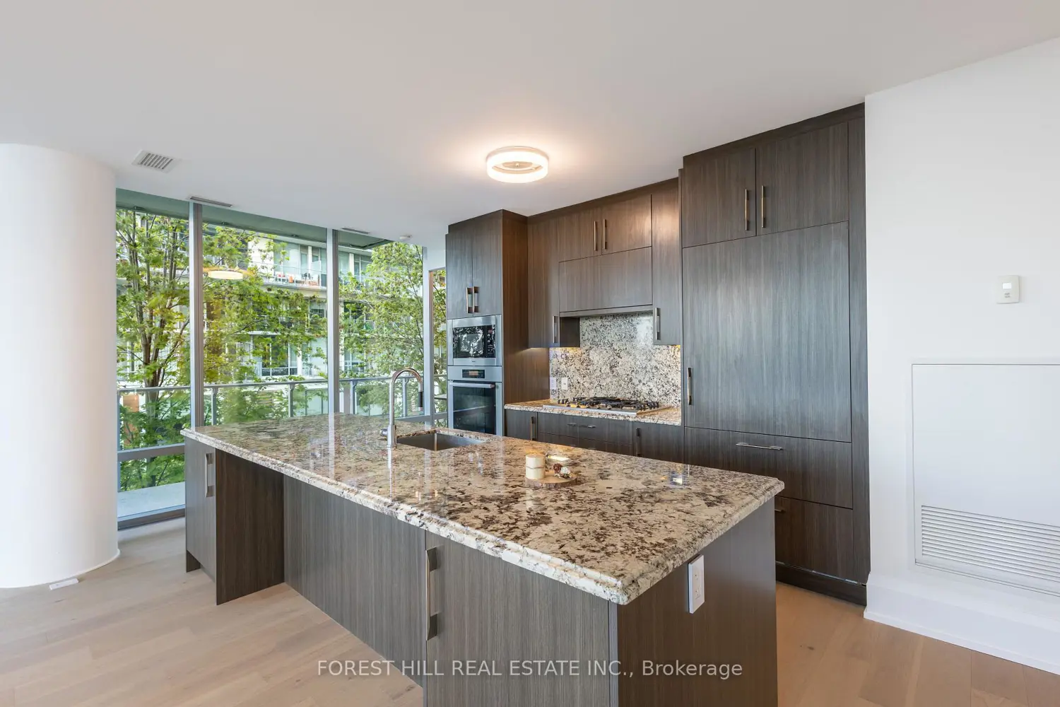 39 Queens Quay 313 photo 4
