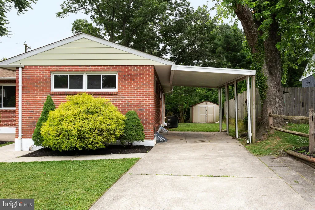 8703 Edgefield Road, Baltimore, MD 21234 photo 2