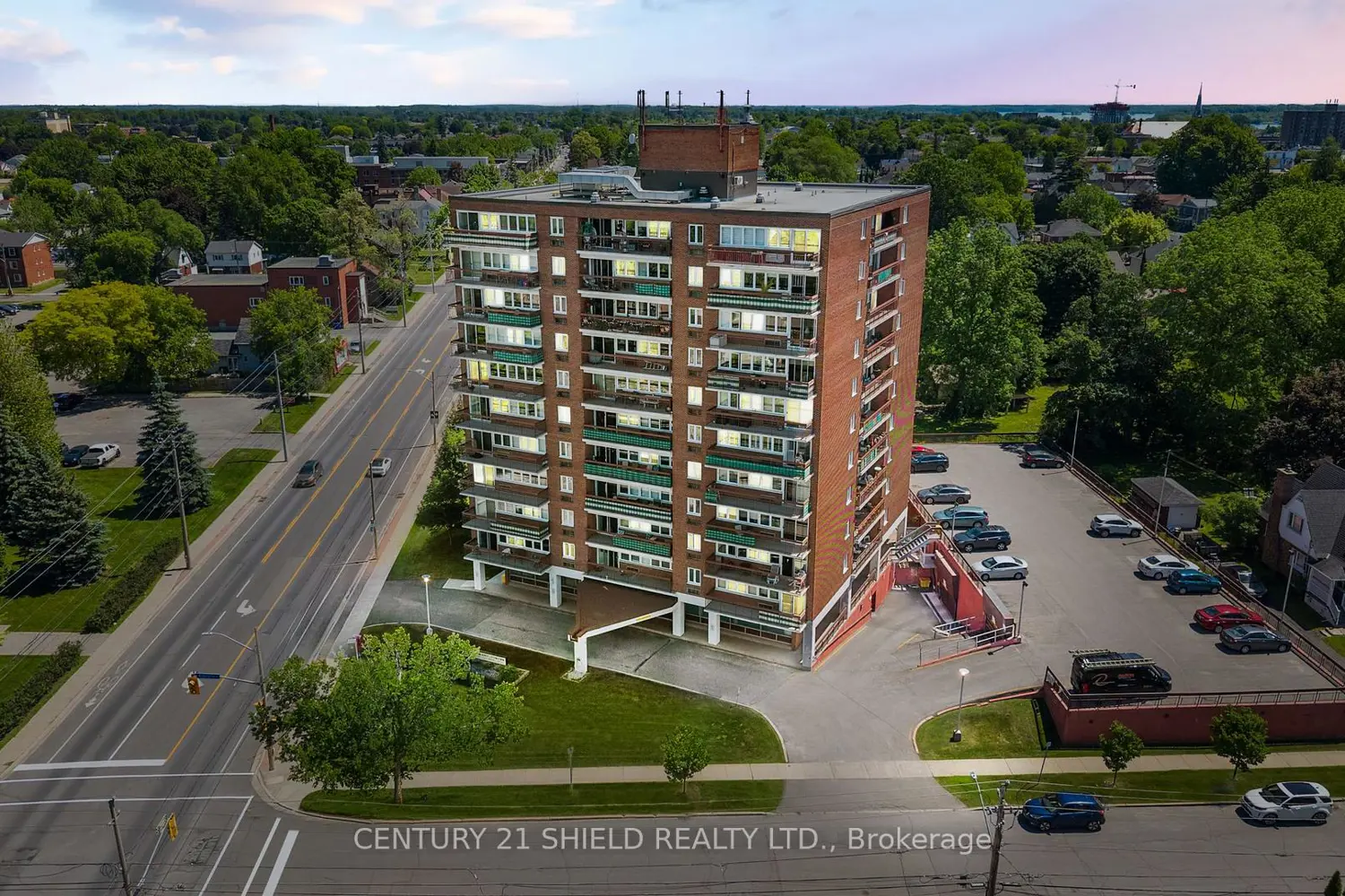 308 Second Street 401