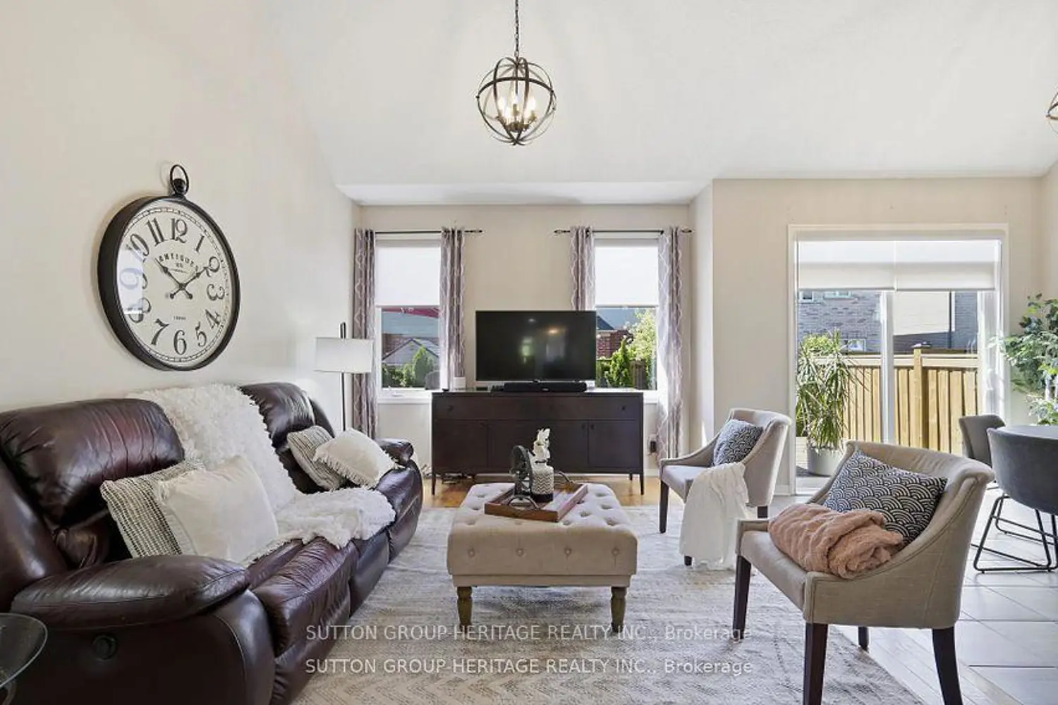 19 Northglen Boulevard photo 5