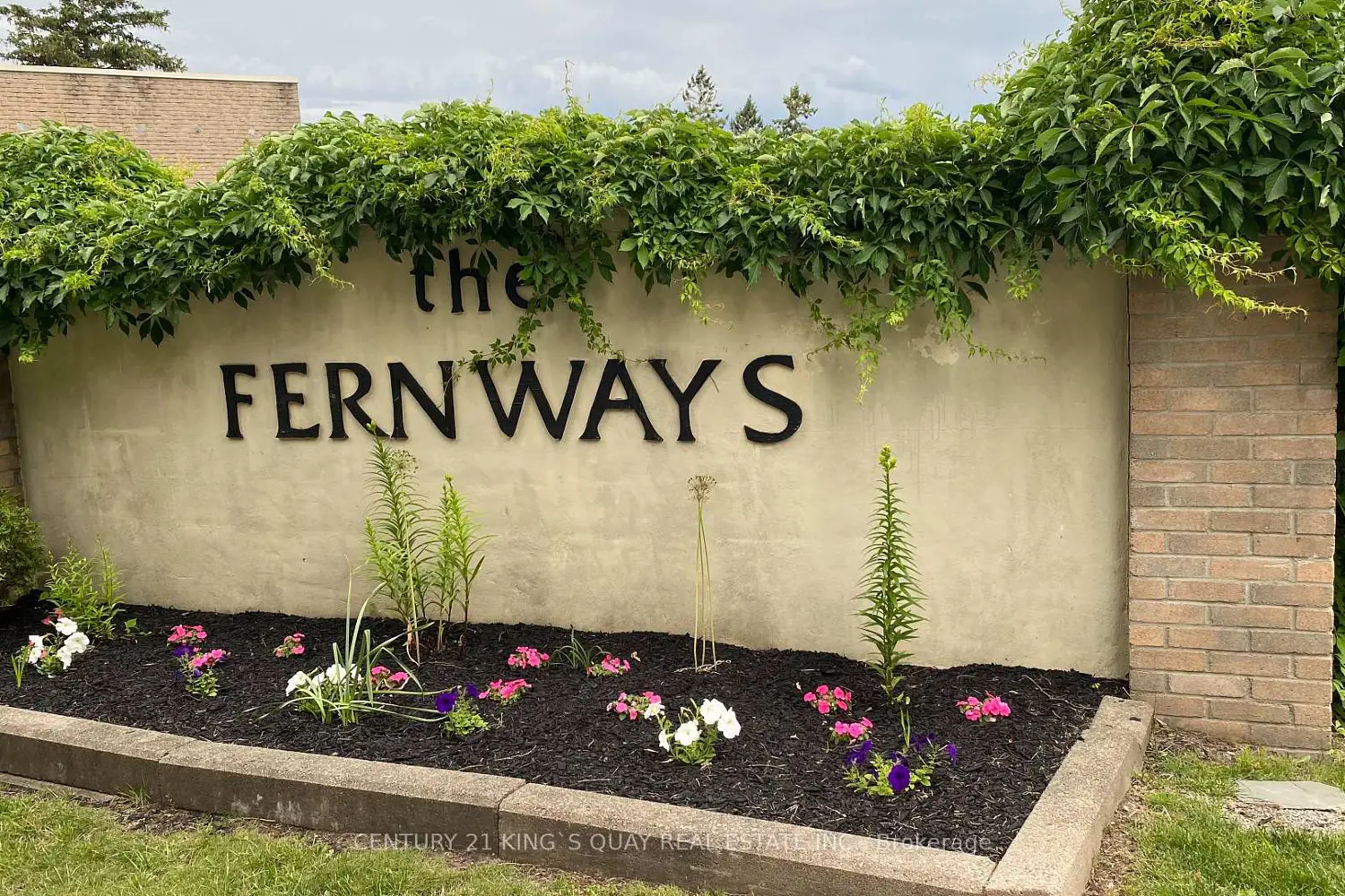 10 Sand Fern Way photo 2