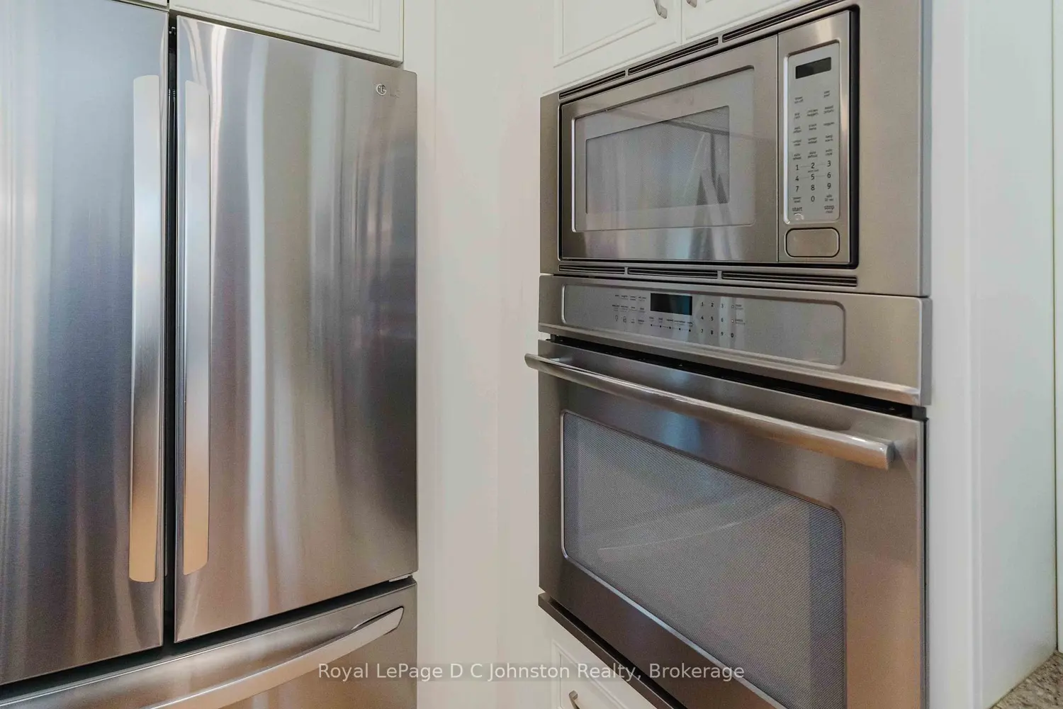 126 5Th Avenue photo 4