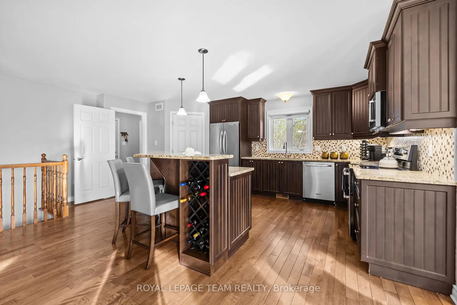53 D'arcys Way photo 3