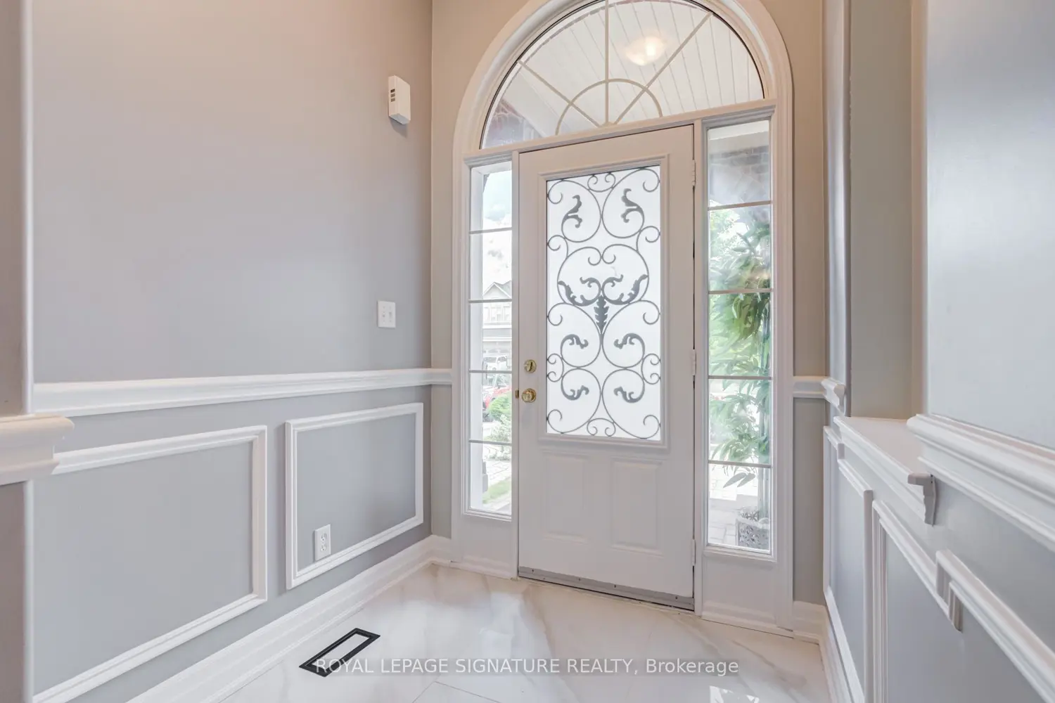 7312 Golden Meadow Court photo 5