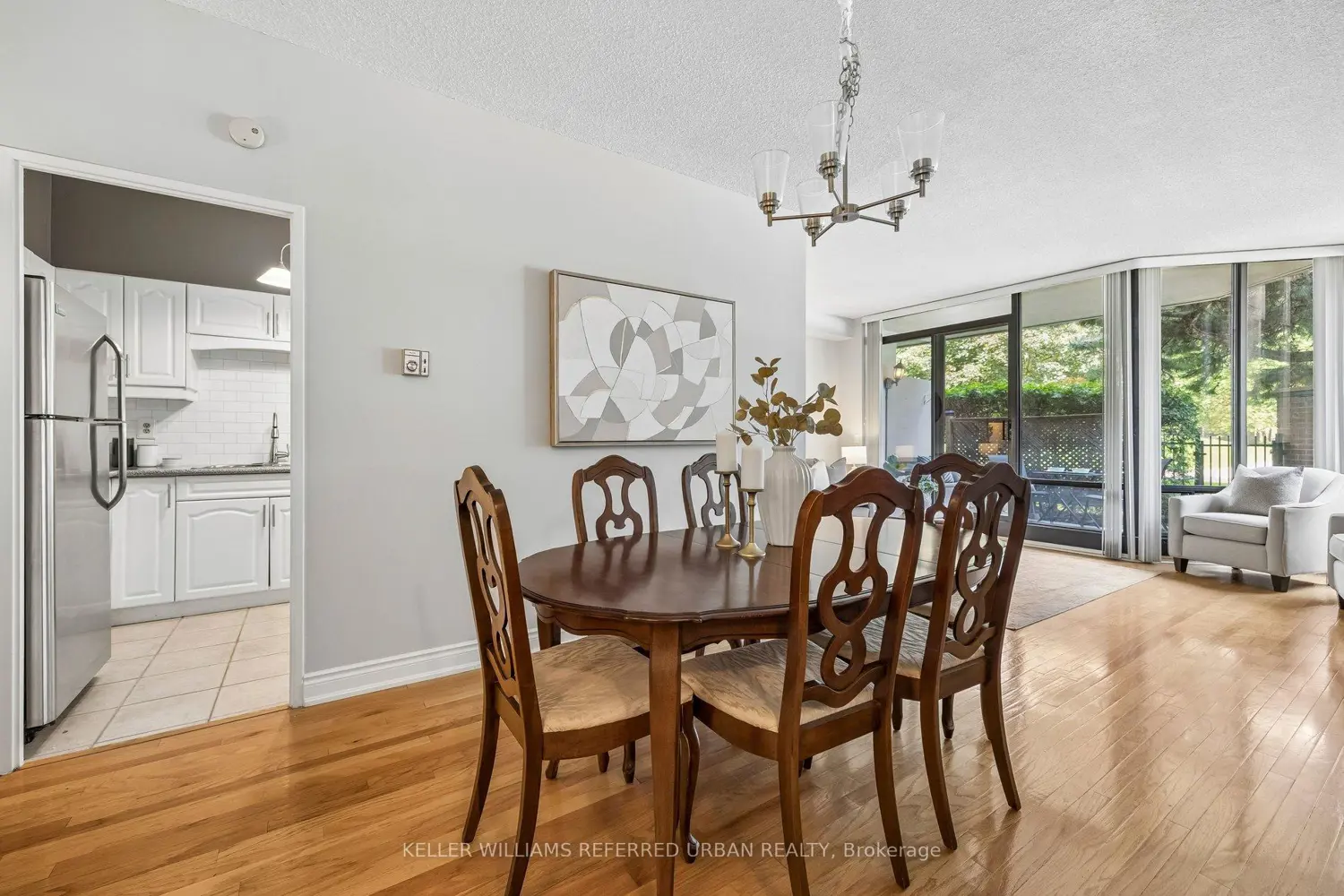 40 Baif Boulevard 103 photo 4