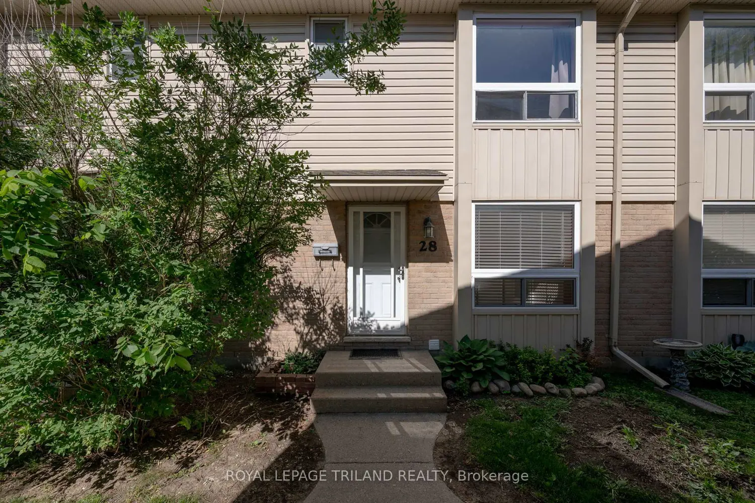 626 Wharncliffe Road 28 photo 2