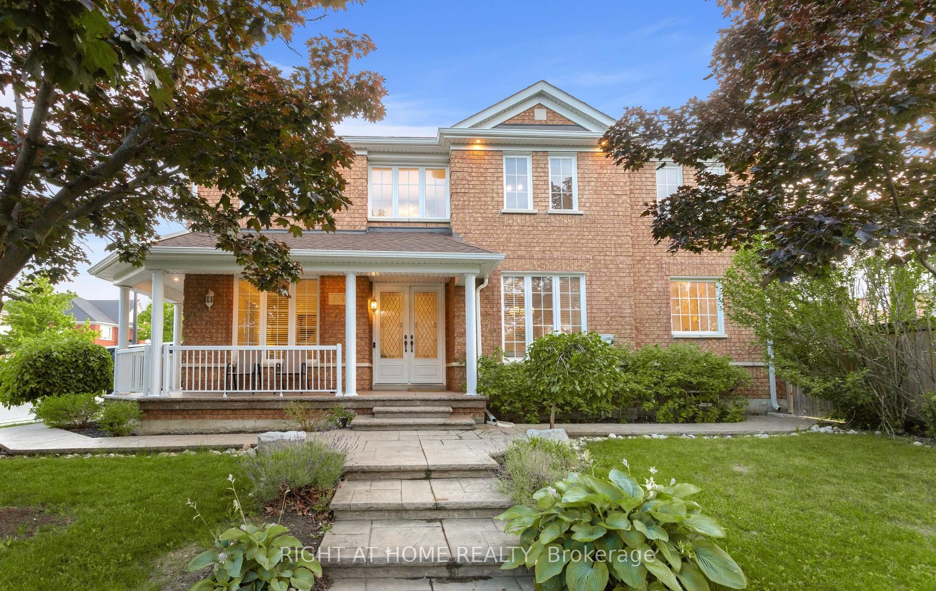 3081 Baron Drive, Mississauga, ON, L5M 6W4