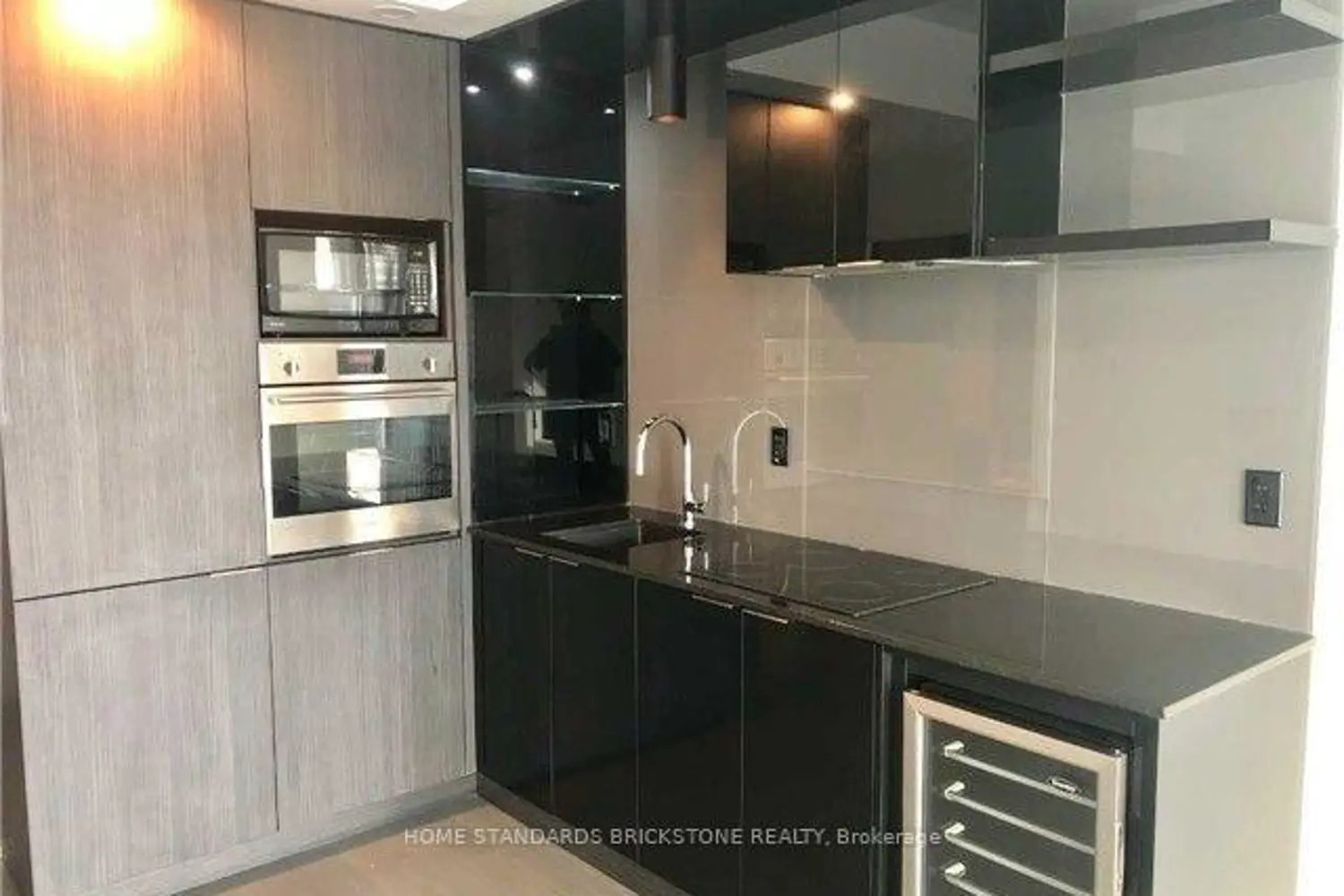 70 Temperance Street 4009 photo 4