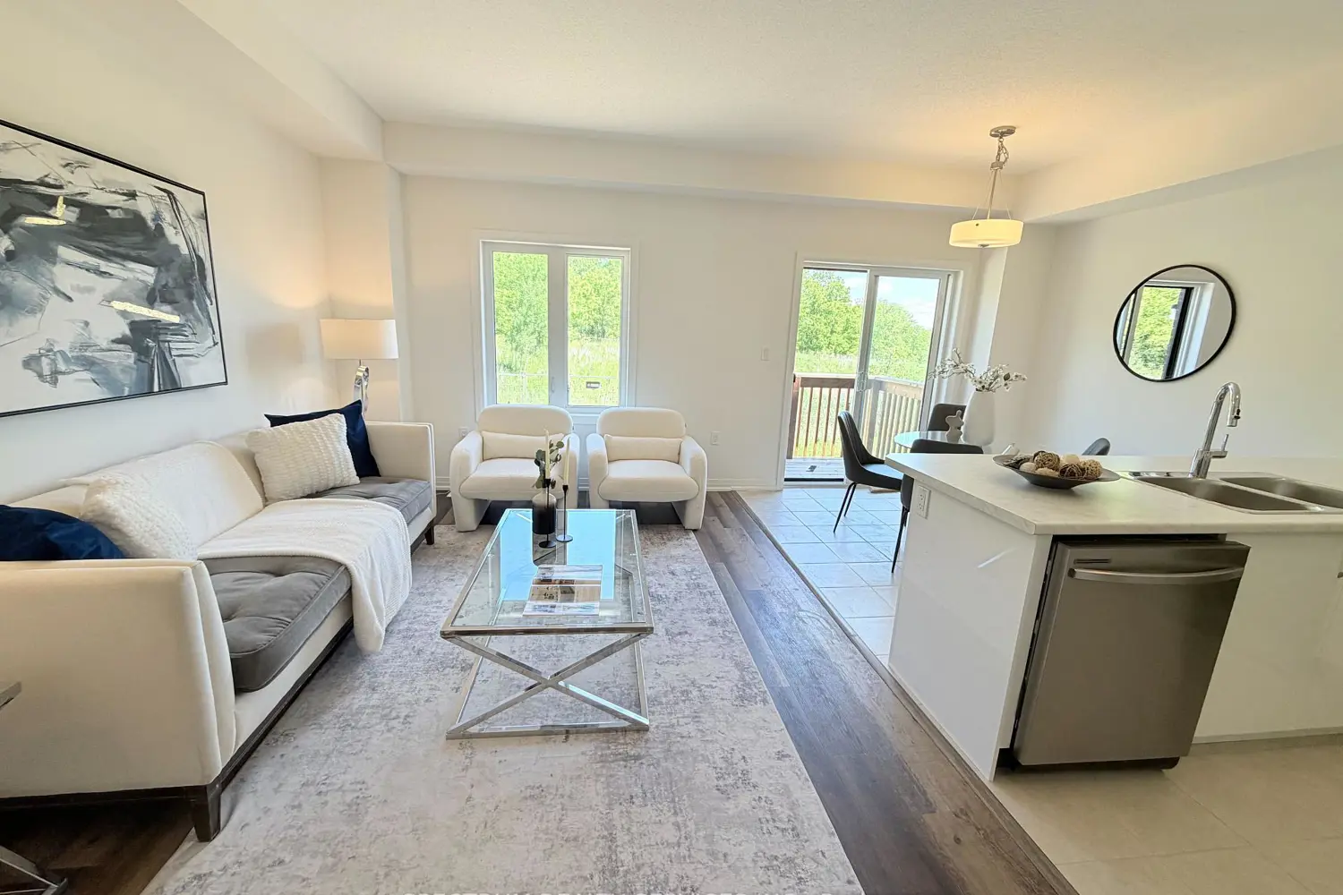 660 Colborne Street 27 photo 4
