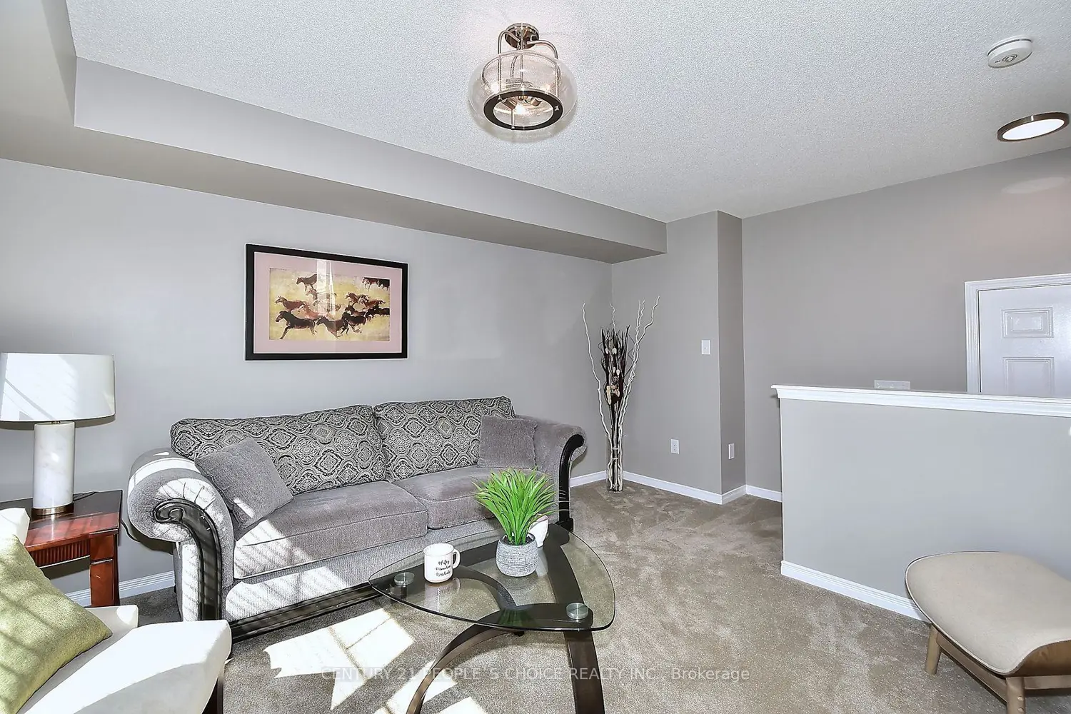 13 Devineridge Avenue photo 3