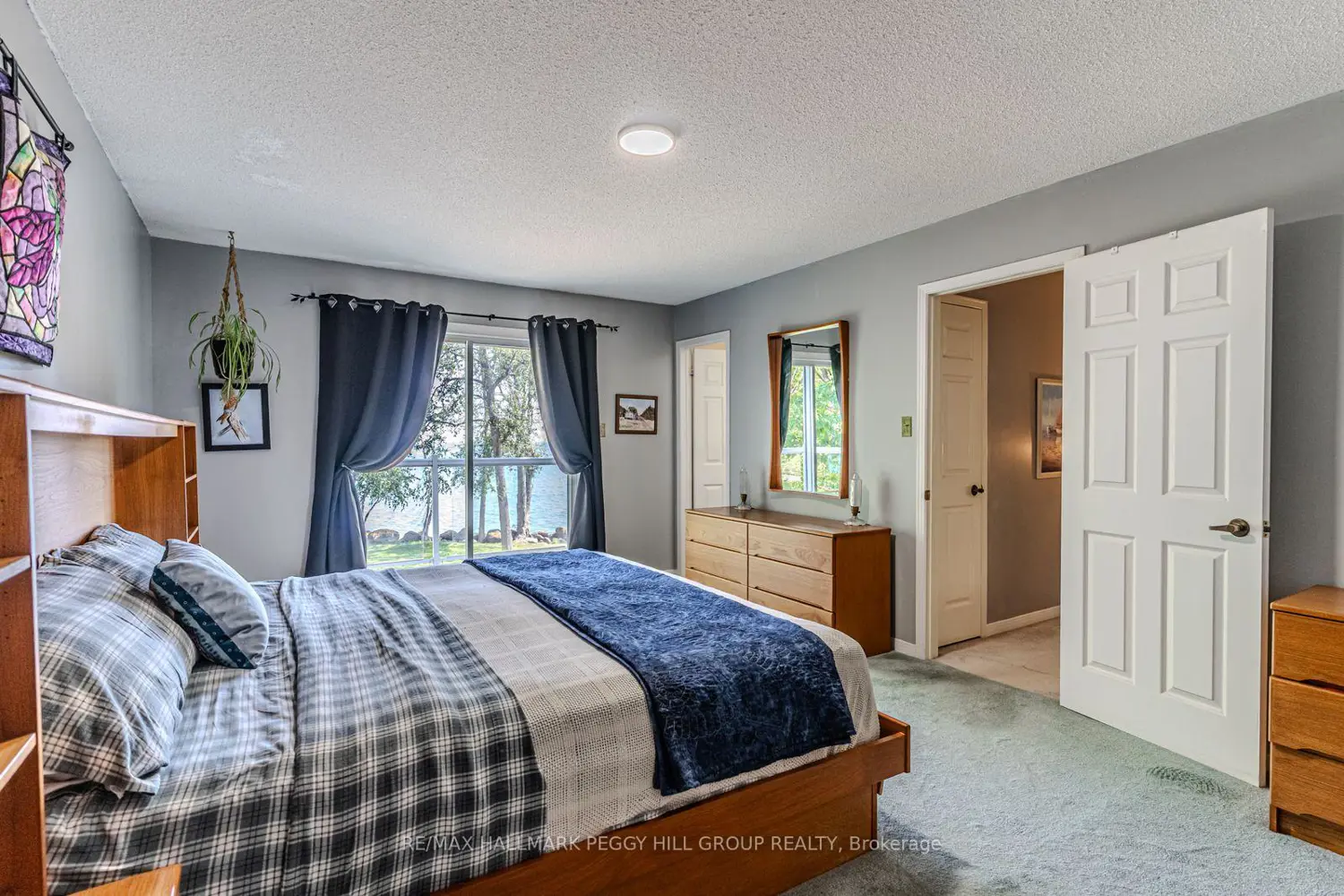 39 Grandview Crescent photo 5
