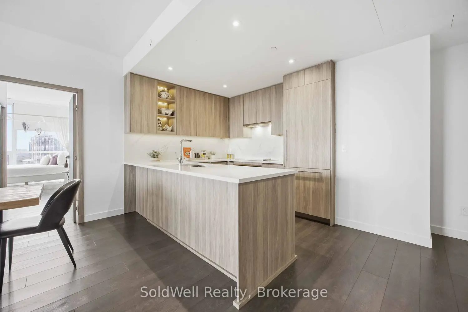 25 Mcmahon Drive 2103 photo 4