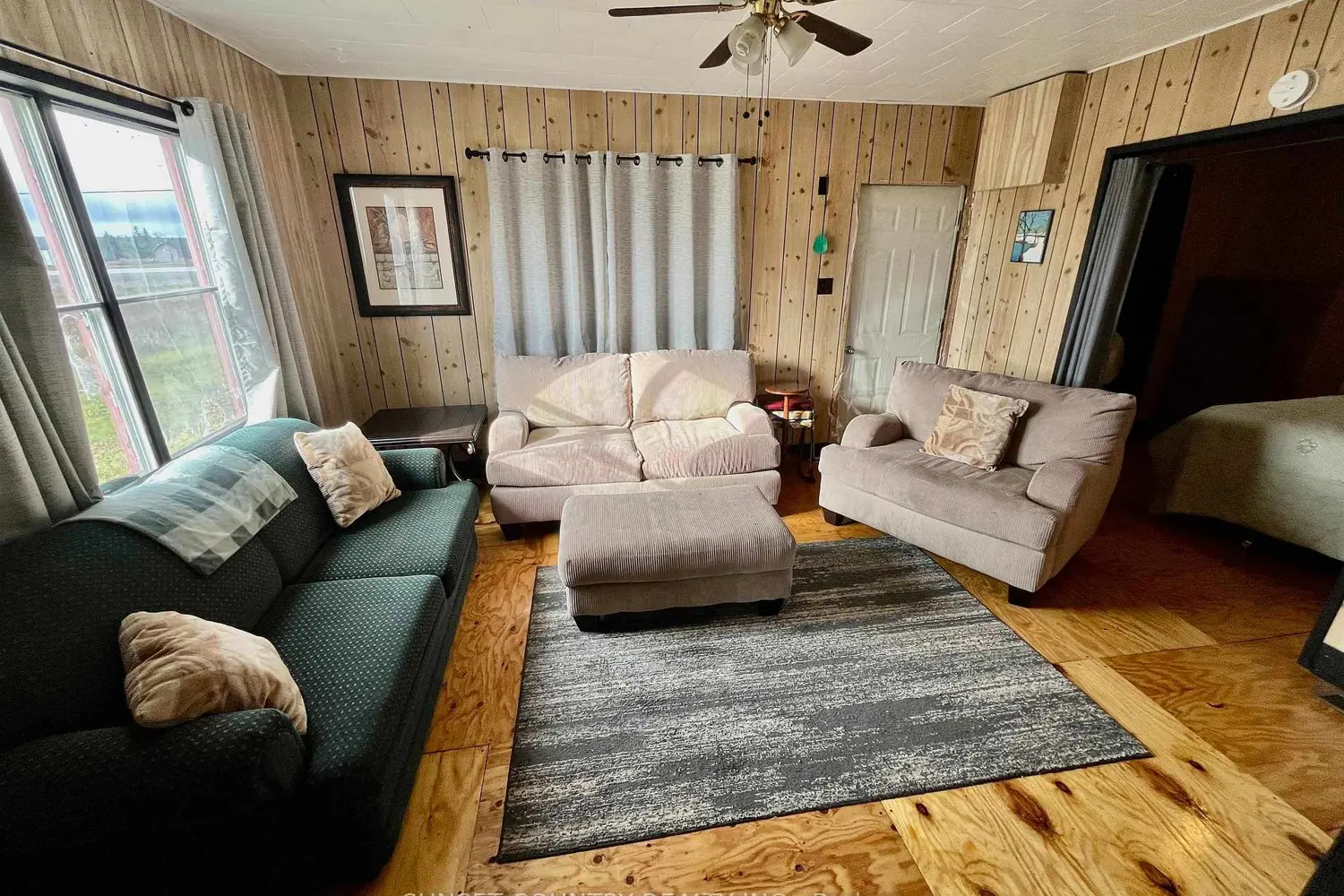2541 Hwy 105 photo 2