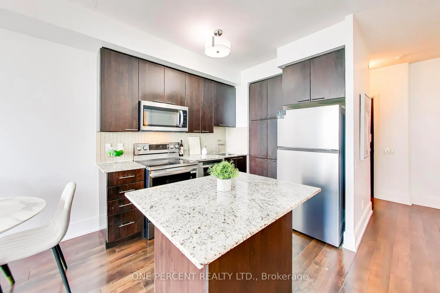 15 Viking Lane 2606 photo 2