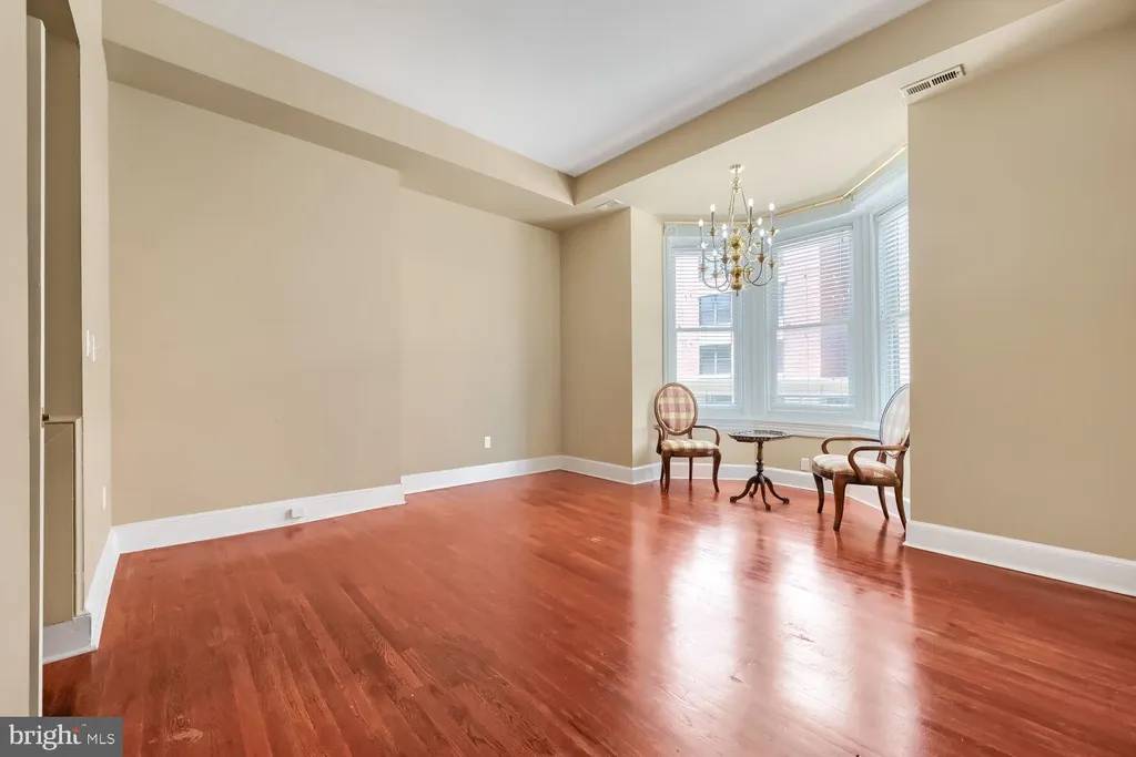 11 W Biddle St Unit 11B, Baltimore, MD 21201 photo 4