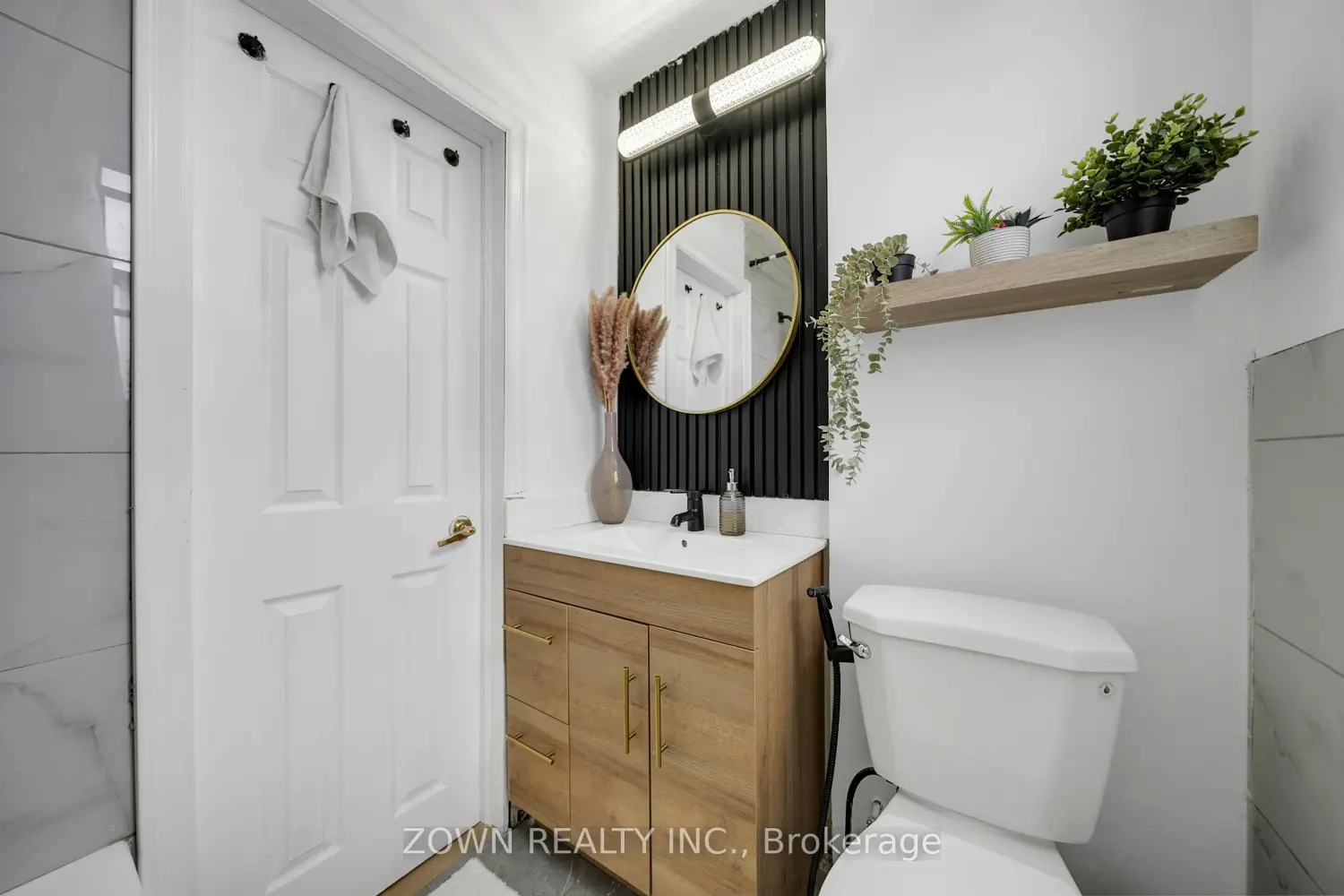 8312 Kipling Avenue photo 3