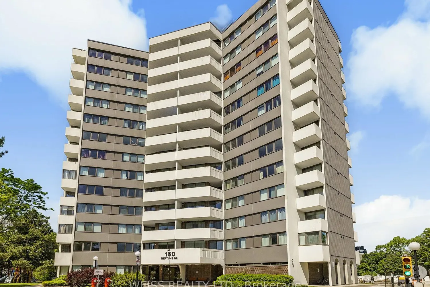 150 Neptune Drive 202 photo 2