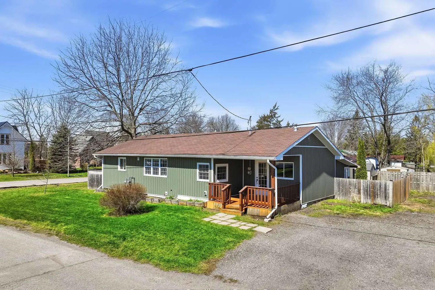 163 Baldwin Street photo 2