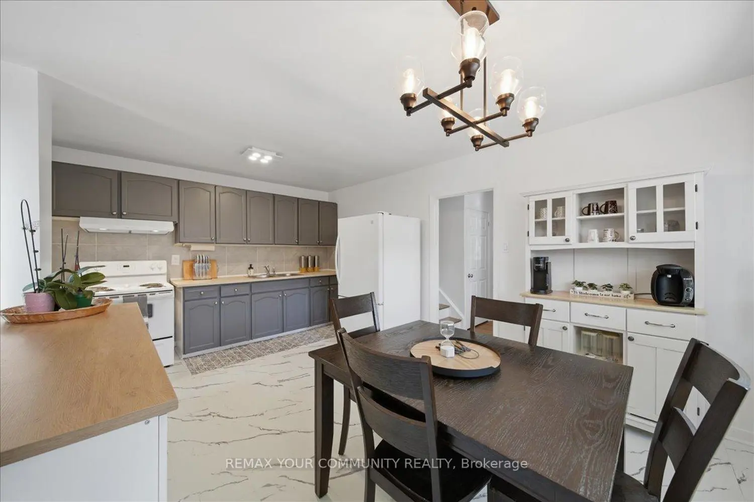 23 Brookwell Drive 3 photo 3