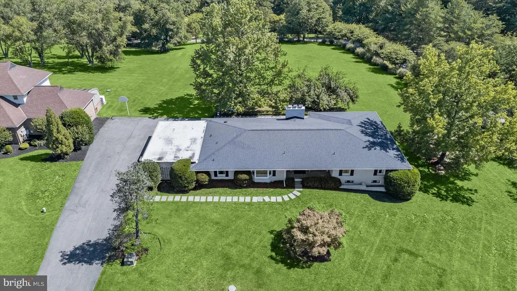 4212 Dustin Road, Burtonsville, MD 20866