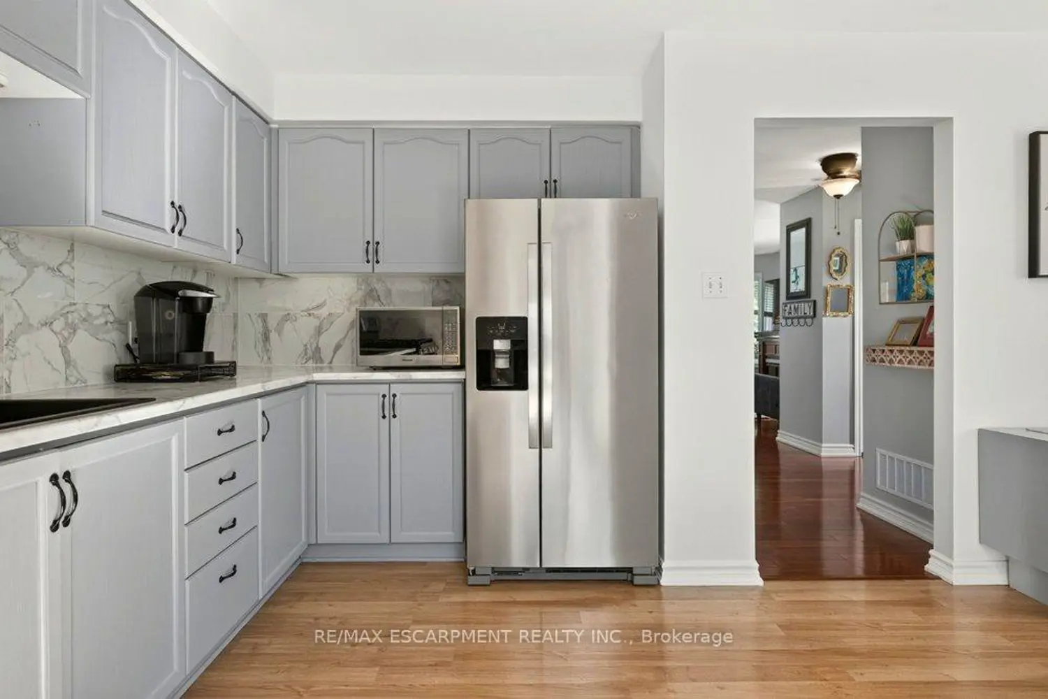 37 Walker Court photo 2