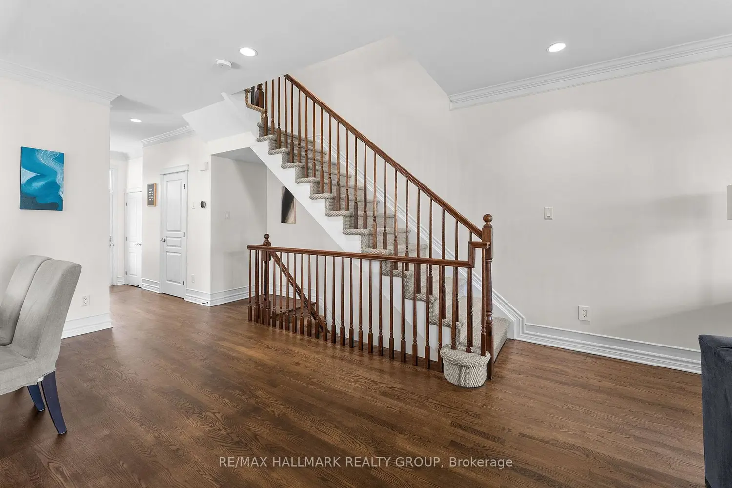 115 Beatrice Drive photo 5
