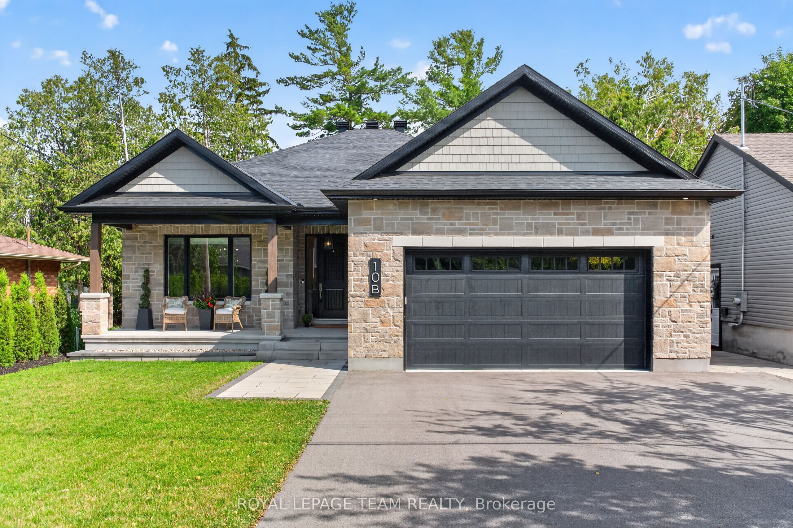10 B Brigade Avenue, Ottawa, ON, K2S 1J1