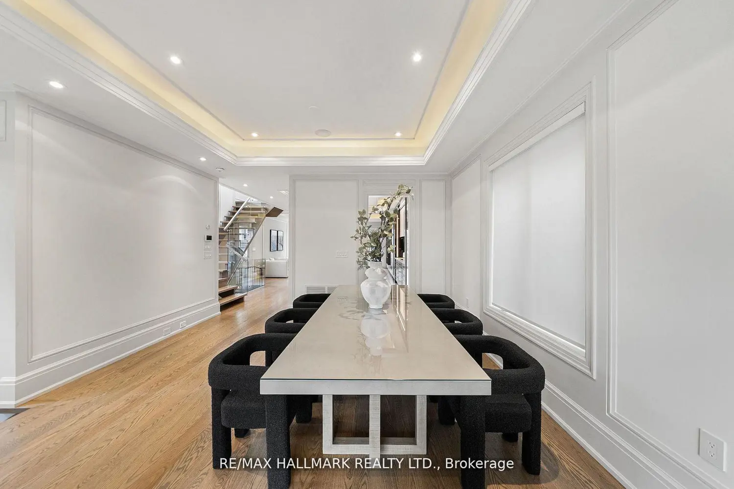 210 Horsham Avenue photo 5