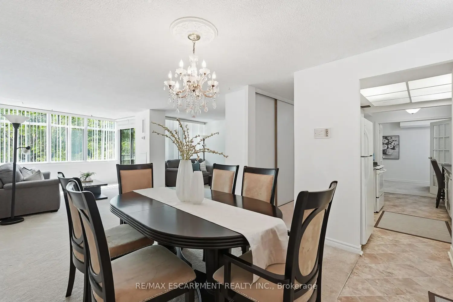 3100 Kirwin Avenue 206 photo 4