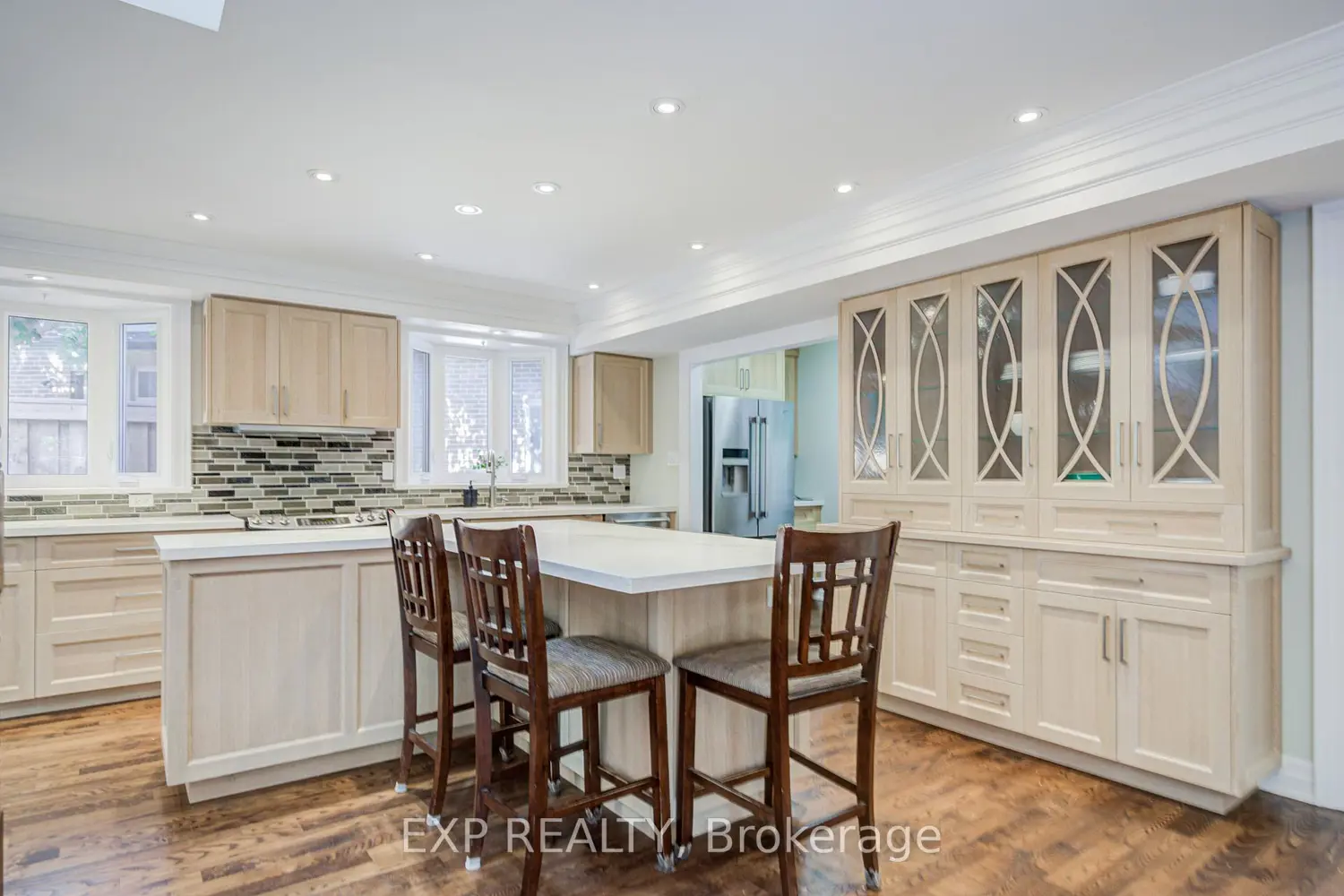 82 Derby Court photo 3