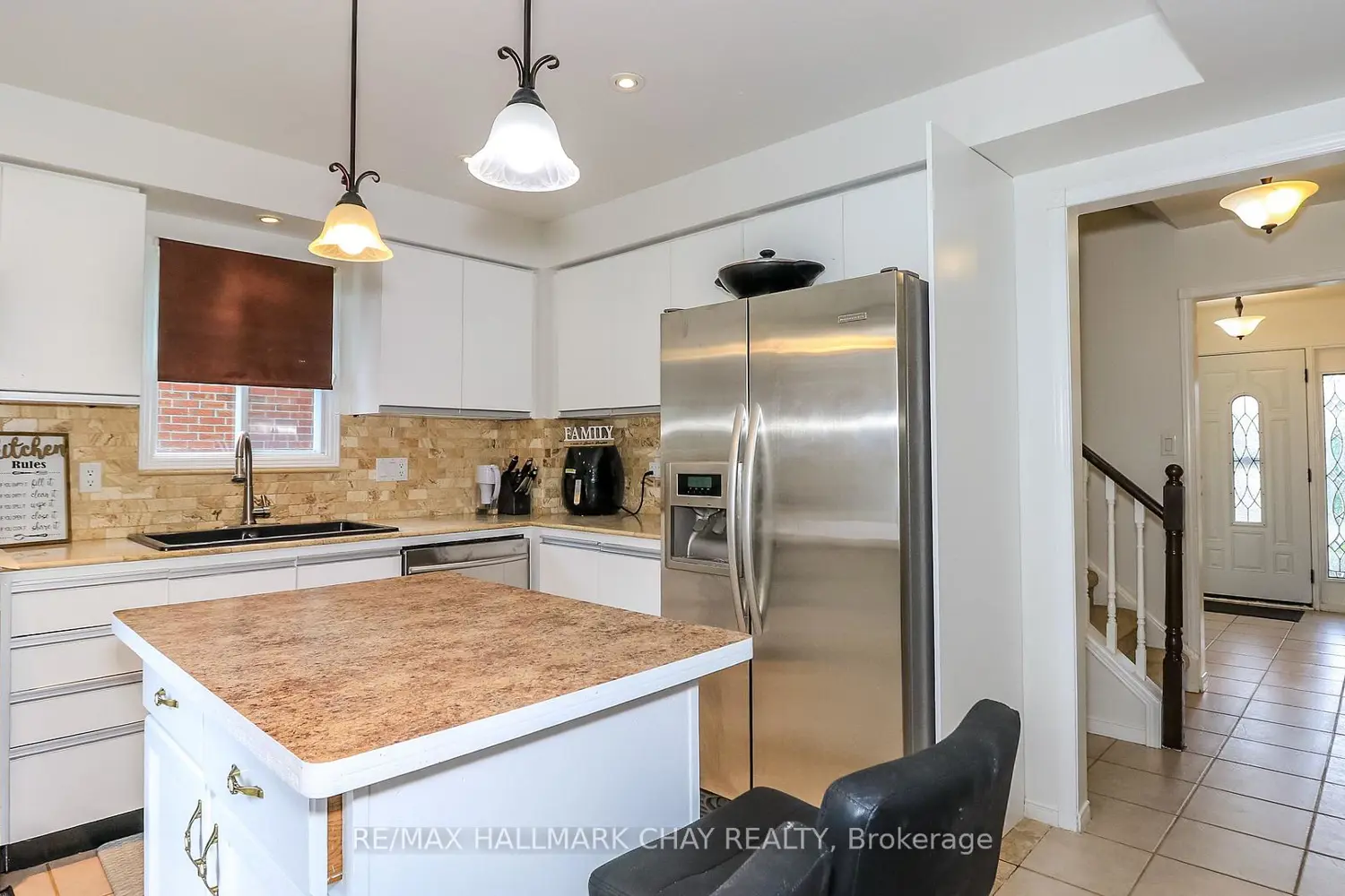 182 Kozlov Street photo 5