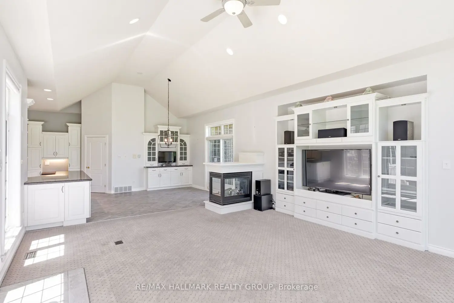 1651 Marronier Court photo 3