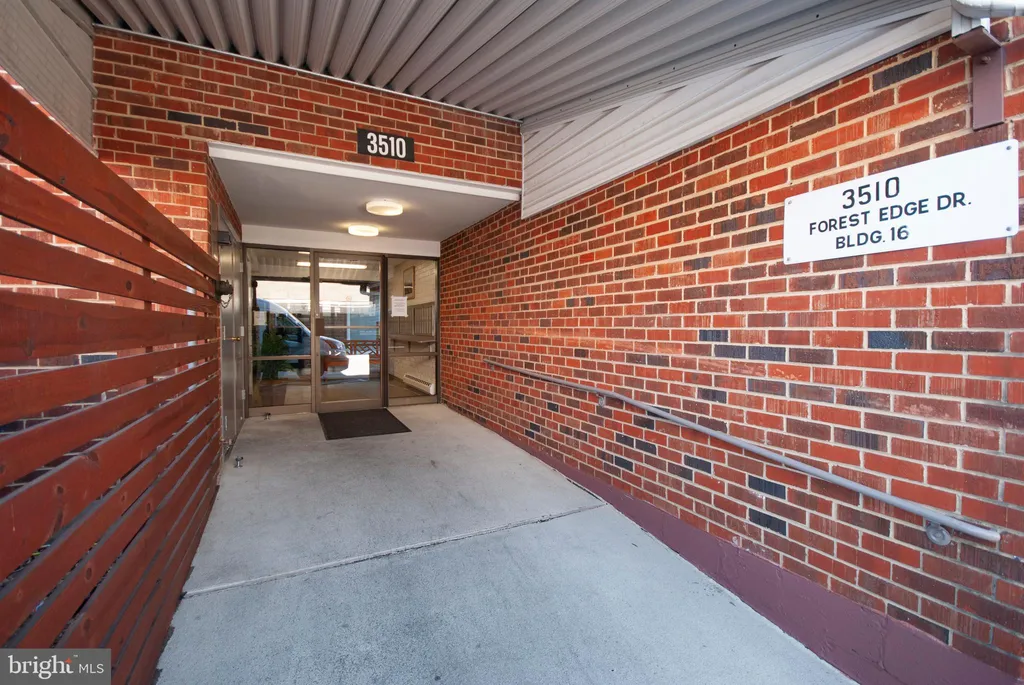 3510 Forest Edge Drive Unit 2D, Silver Spring, MD 20906 photo 3