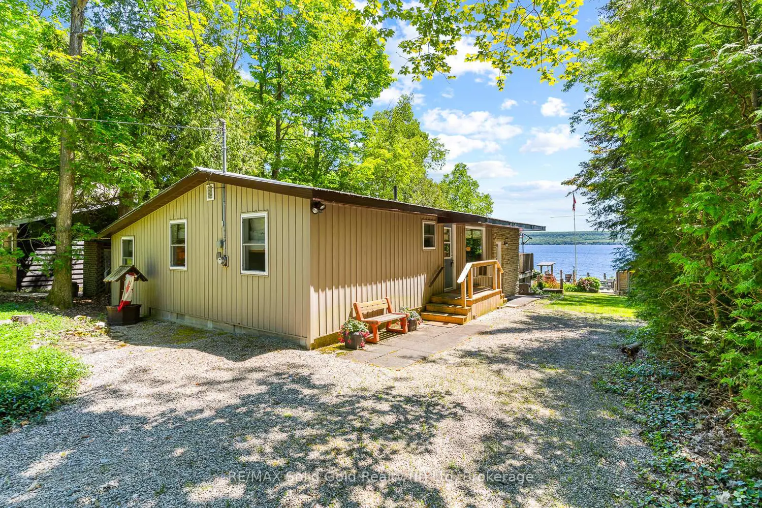 376 Mallory Beach Road photo 2