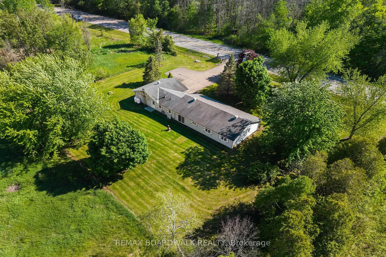 6021 County 44 Road photo 5