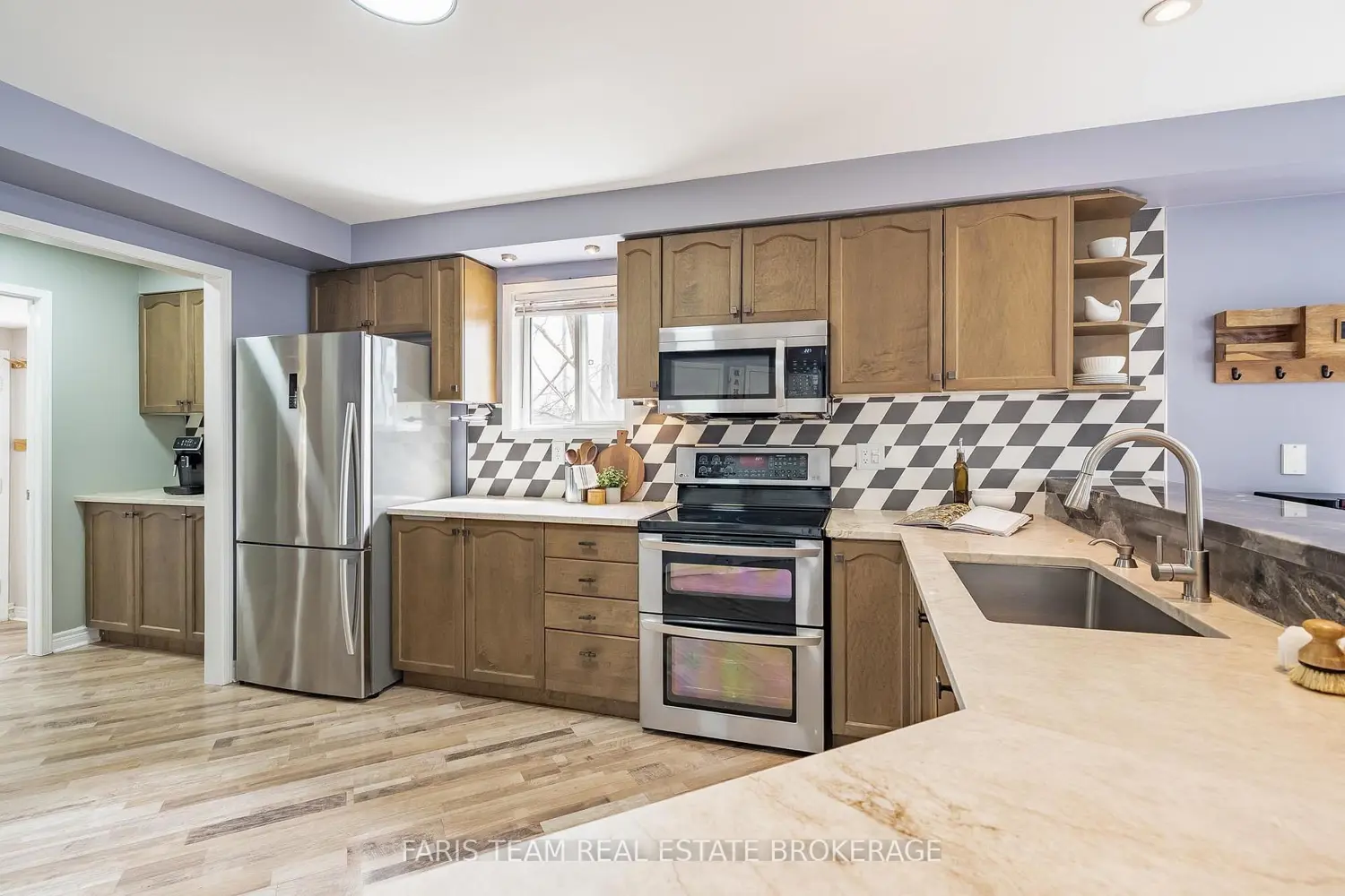 146 8Th Avenue photo 4
