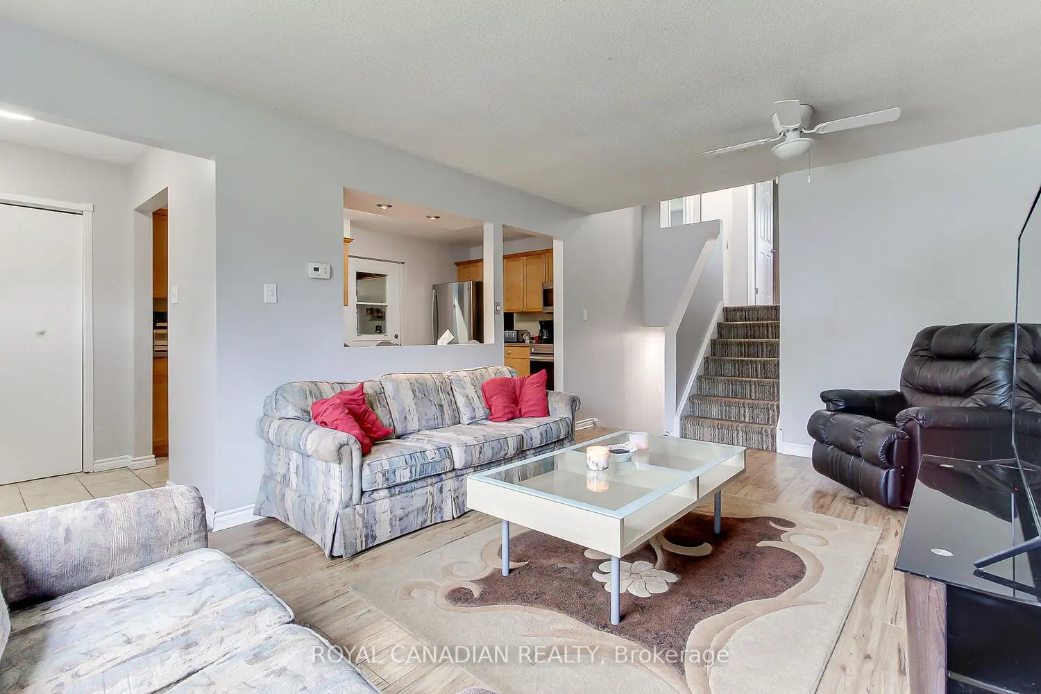 46 Austen Lane photo 3