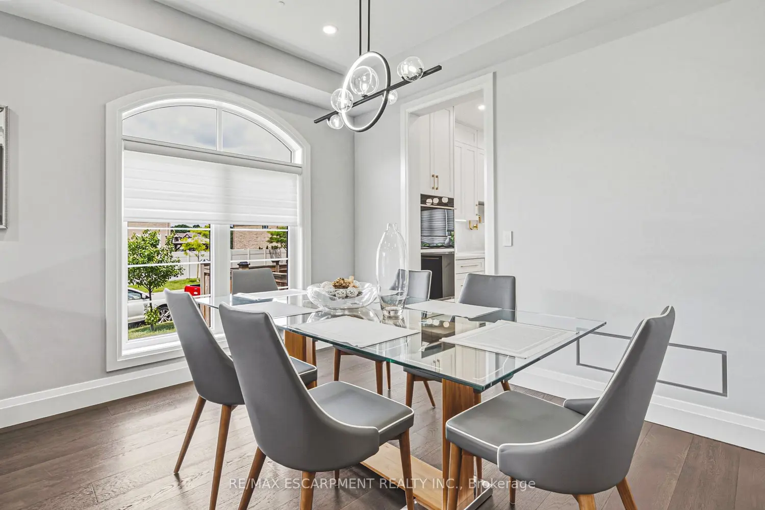 55 Robarts Drive photo 3