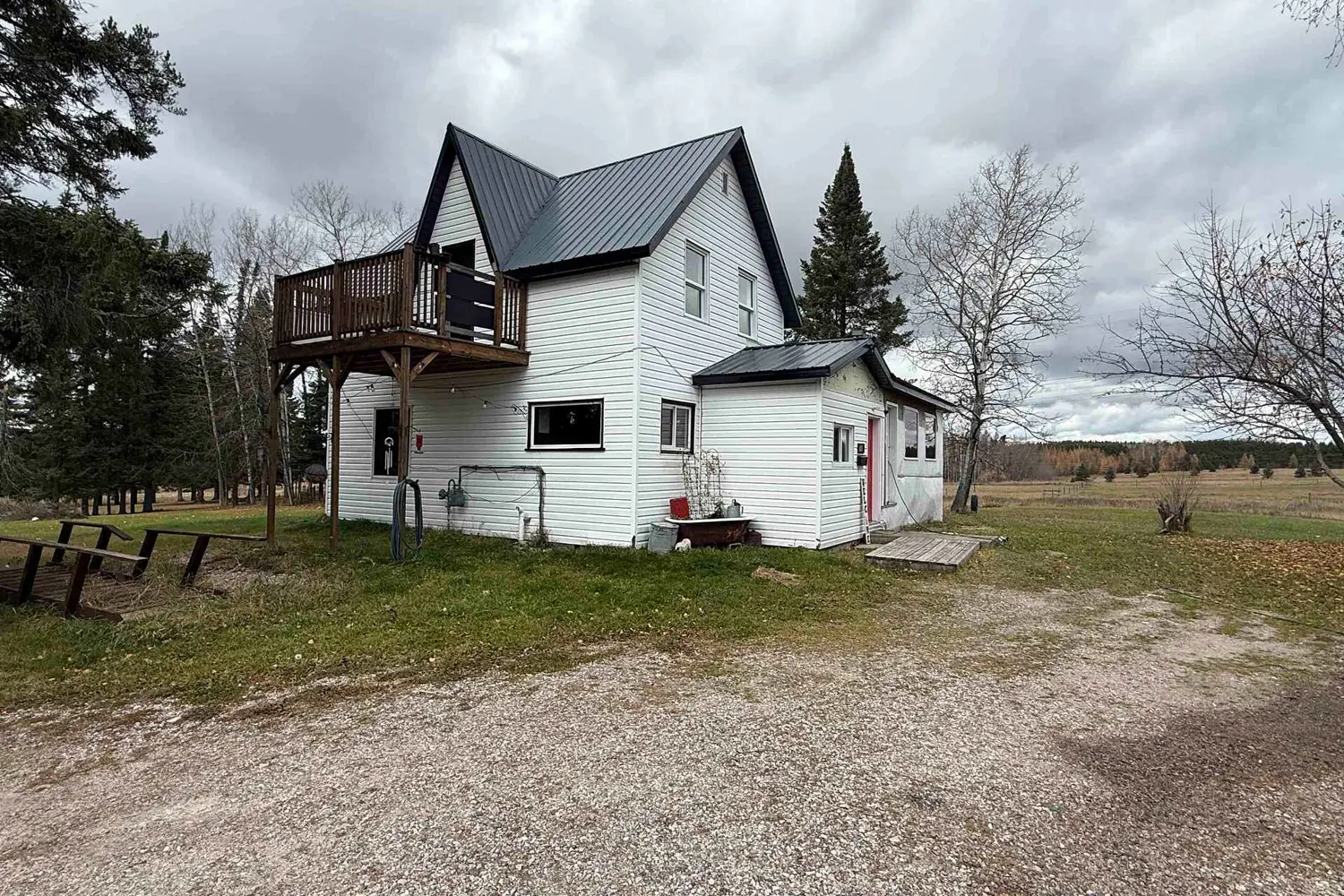 621 Mcgogy Road photo 2