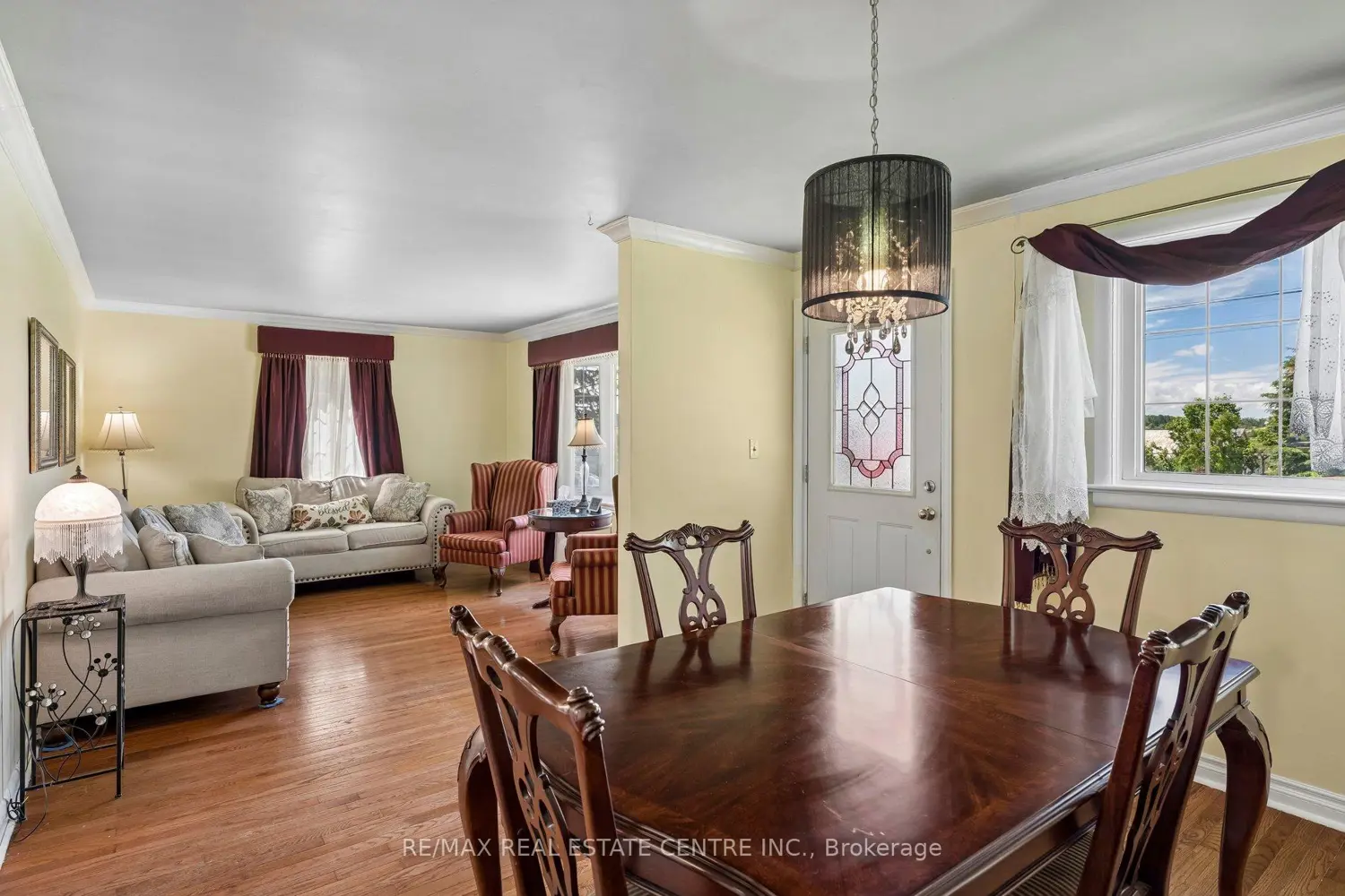 871 Penetanguishene Road photo 5