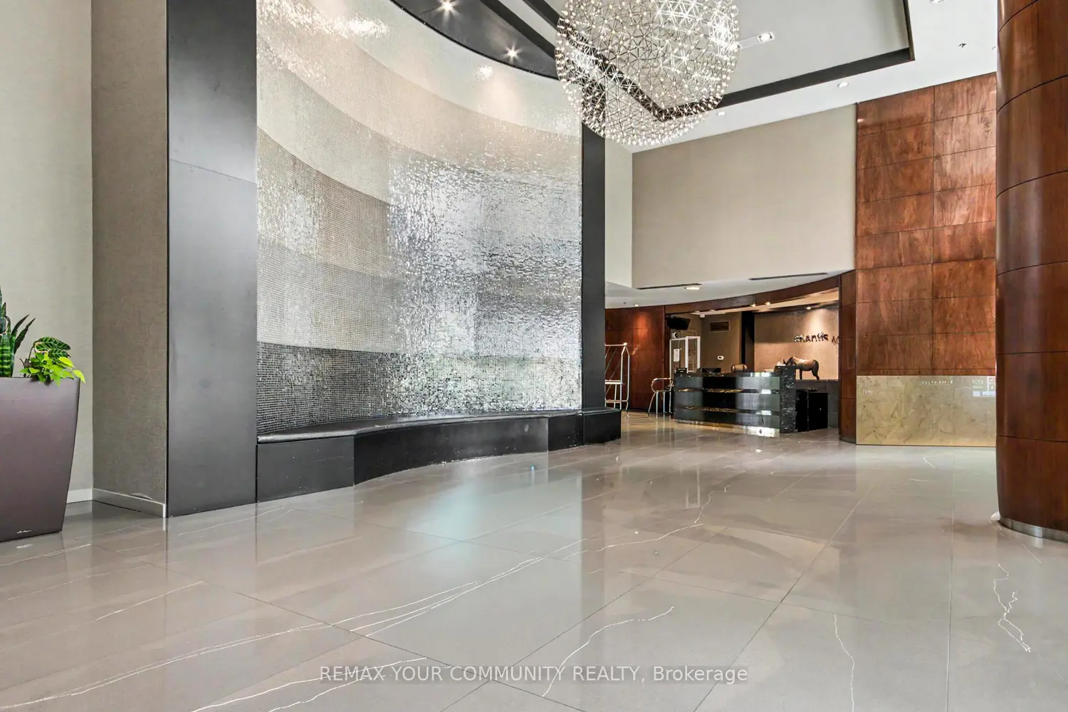 231 Fort York Boulevard 219 photo 4