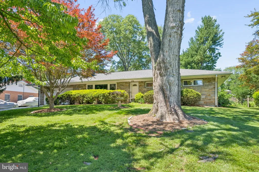 9710 Hillsmere Road, Ellicott City, MD 21042