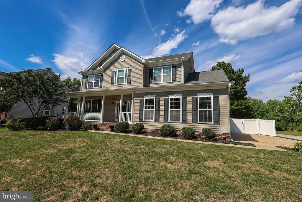 20801 Middlegate Drive, Lexington Park, MD 20653 photo 2