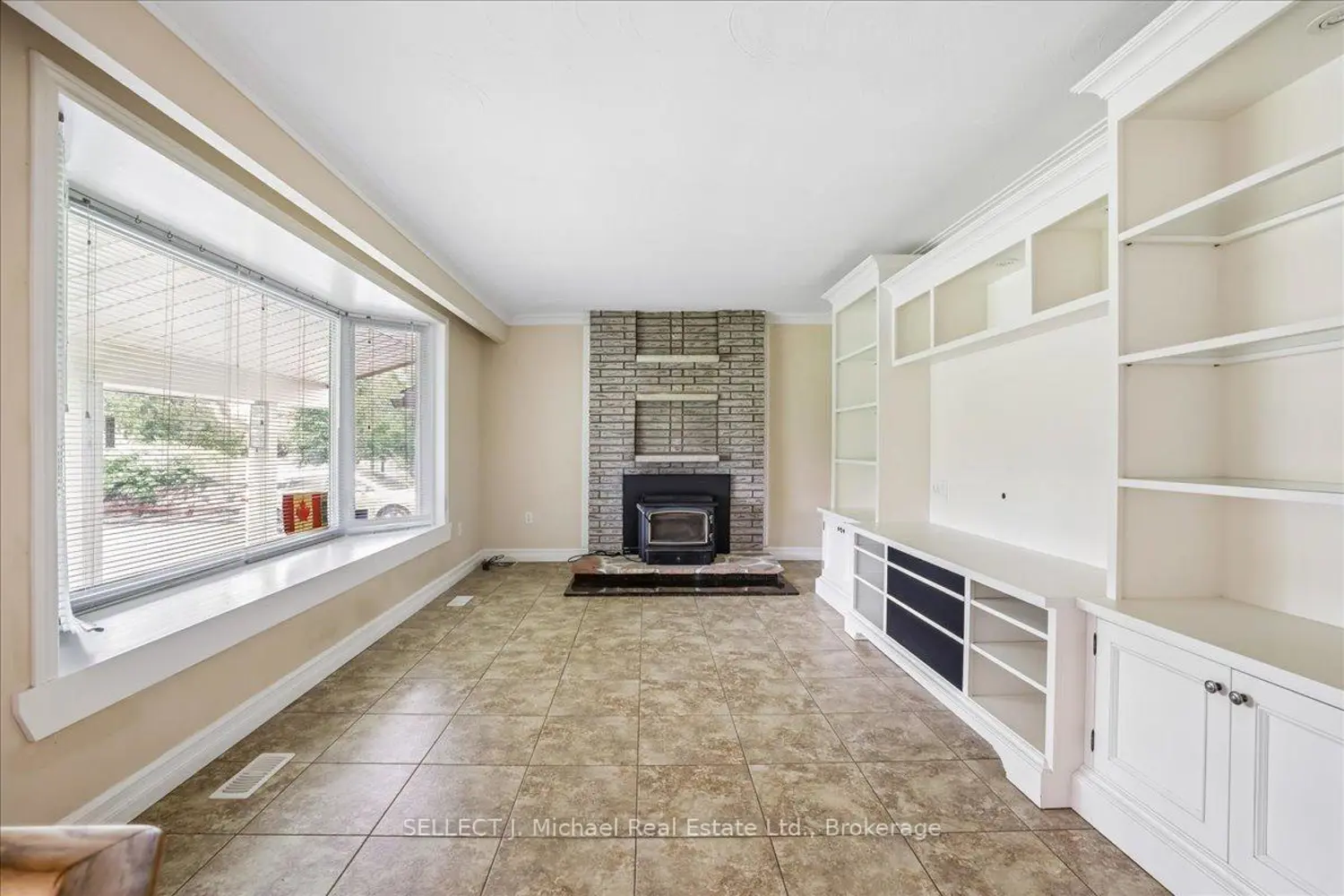 3248 Golf Club Road photo 5