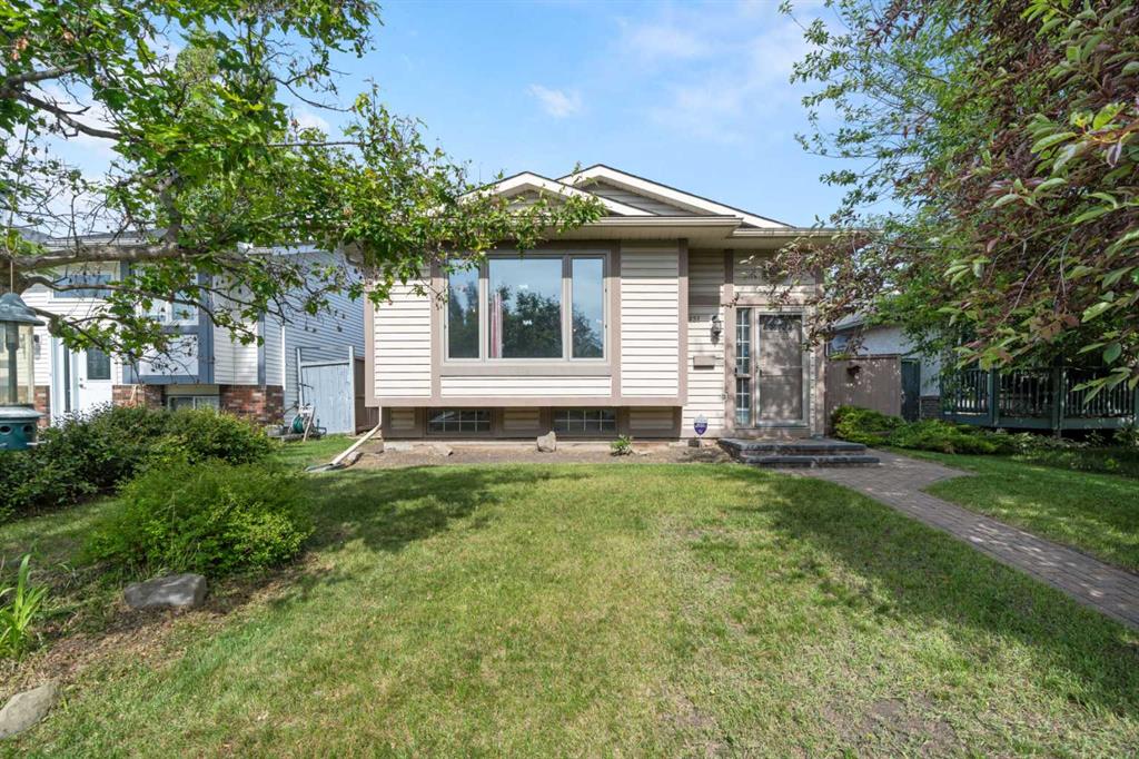 431 Shawbrooke Circle SW, Calgary, AB, T2Y 2Z8 photo 2