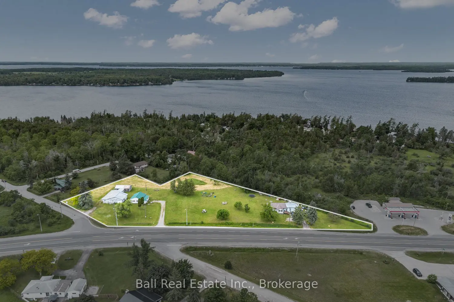 5641 Highway 35 photo 2