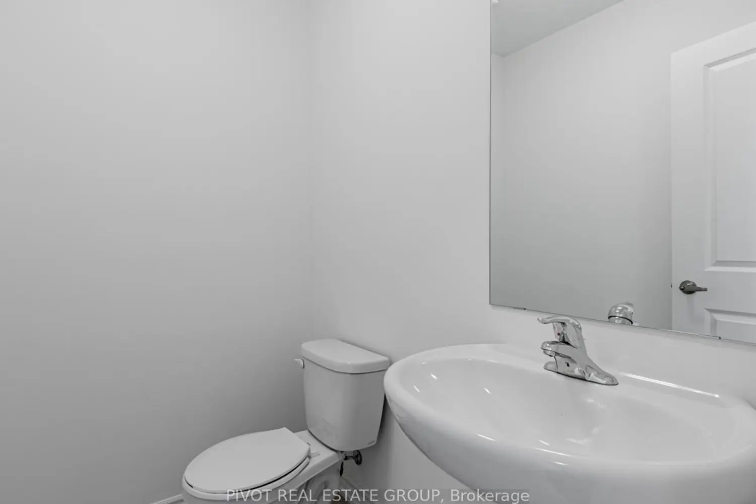 91 Calypso Avenue photo 3